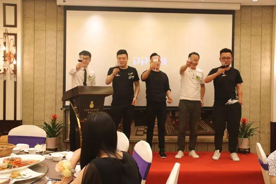 温故方知浓情, 感恩一路同行