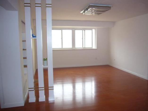 老婆用3万元装修的新房, 头一次看见这么装晾衣架的