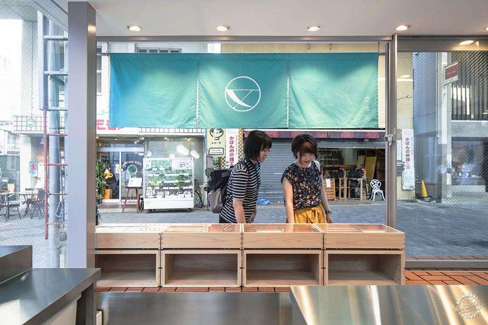 夹缝空间中的新趣味——日本Nakamata 糖果店