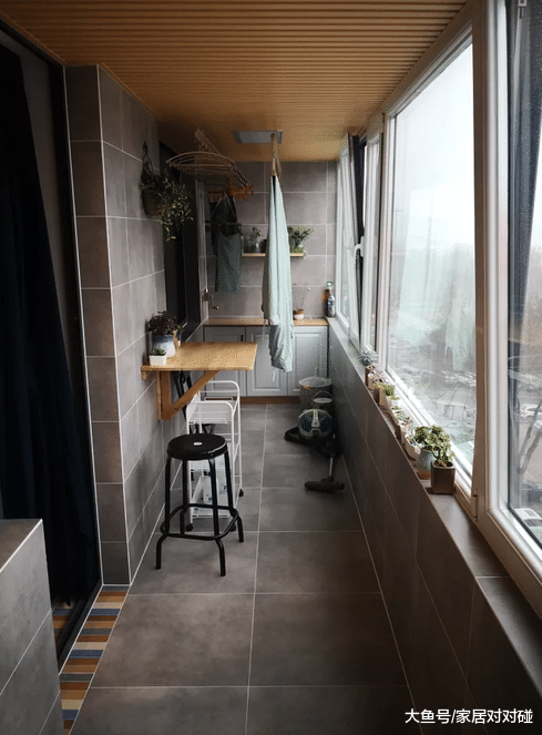 87㎡婚房, 老婆坚持给门口设堵墙! 入住才知实用, 全屋温馨极了!