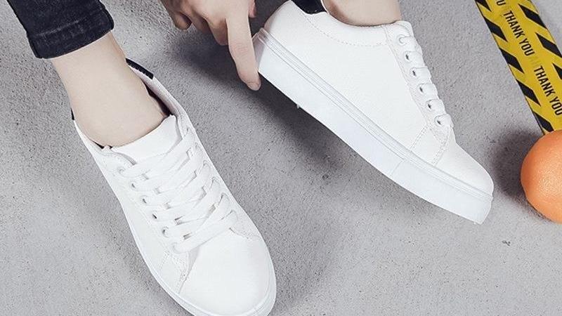 运动鞋虽好、但没有小白鞋百搭有舒适