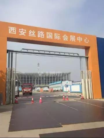 高性价比楼盘PK第一期! 同是三环内、地铁口、均价1万, 你站哪个