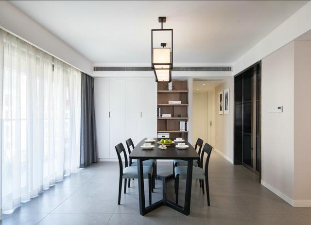 晒晒同事的102平新房, 客厅这样设计的, 我还真是第一次见!