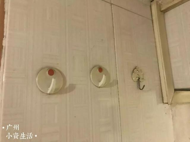 1800元爆改出租屋, 90后小伙让破旧出租屋变温暖小家~