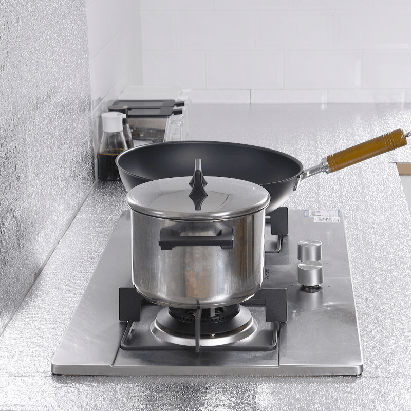 等你买房了, 厨房千万别用推拉门! 瞧有钱人这样装, 卫生更美观