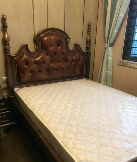 婆婆真豪气, 新房装修完送价值30万的家具, 光餐桌就2万多!