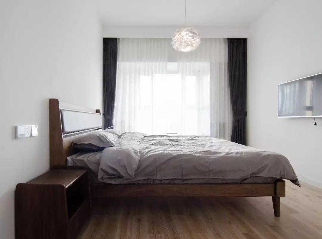 275㎡现代简约, 黑与白的交织, 装修轻奢的档次!