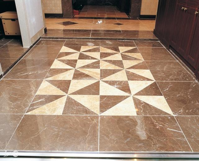 熟人介绍的装修工把我家瓷砖贴毁了, 还好意思打电话要钱?