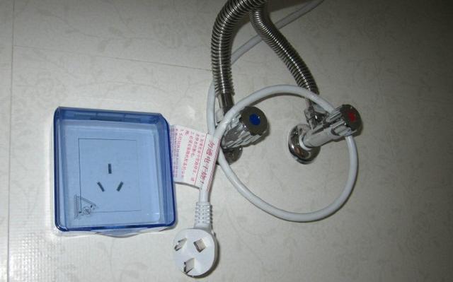 电工小哥偷偷提醒: 记住这12个开关插座布局, 房子住50年都没问题