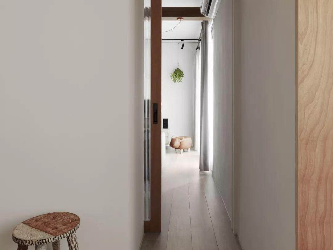 86㎡简约原木风, 木质与绿植, 营造出自然的气息!