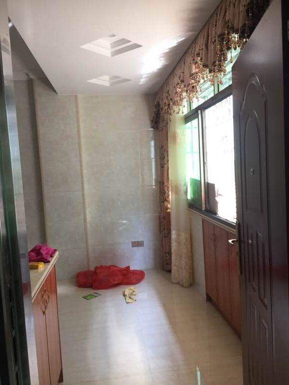 装修结尾了, 装修过程太多的辛酸, 不够钱装修, 很多请木工做