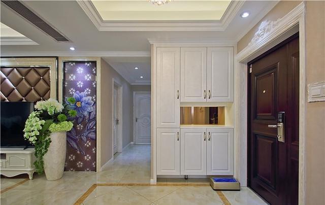 新家装修好了 舅舅问我那个洗澡的轨道怎么弯的 我好尴尬