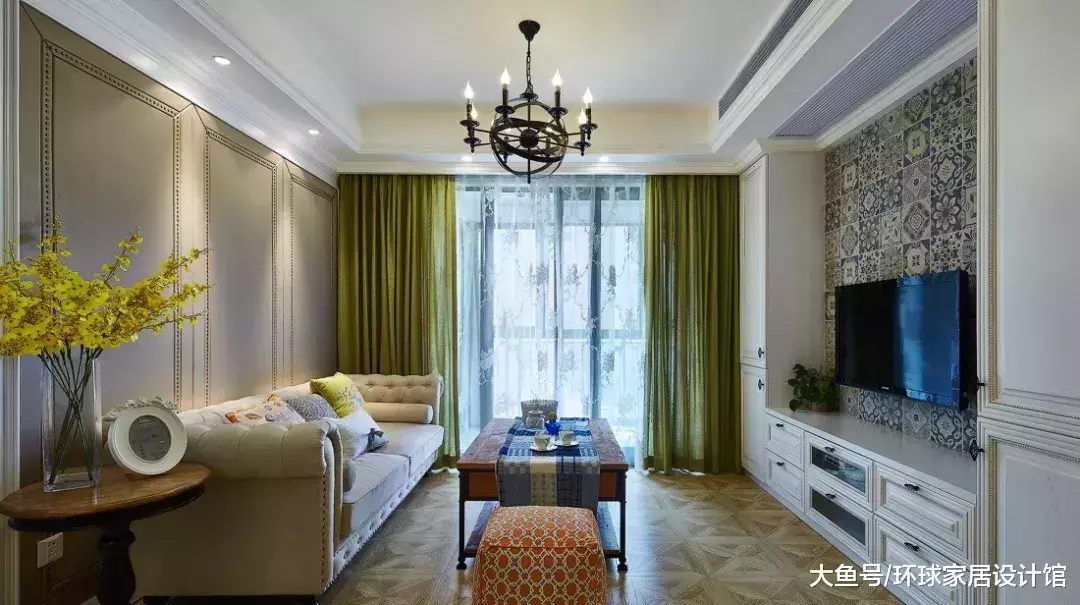 你家还买成品电视柜? 早落伍了, 看看别人家怎么装吧!