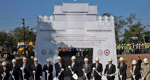 东南亚最大的火车站兼曼谷新CBD - 邦苏站(Bang Sue) 将改变曼谷房地产