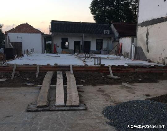 这辈子不想留遗憾, 顶着全村人压力自建框架主体, 1200一平贵不贵?