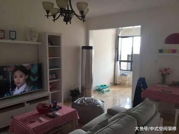 没钱新家简约装修, 不做吊顶墙面都光秃秃的, 照样好看不输人