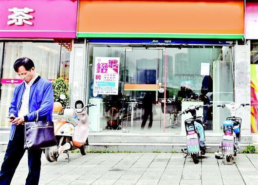 武汉楼事: 武汉楼市“金九”变“铜九” 平均入市2.3套卖出一套