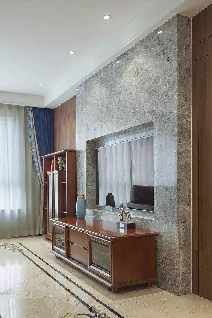 木质+大理石, 电视墙这样装, 显高档!