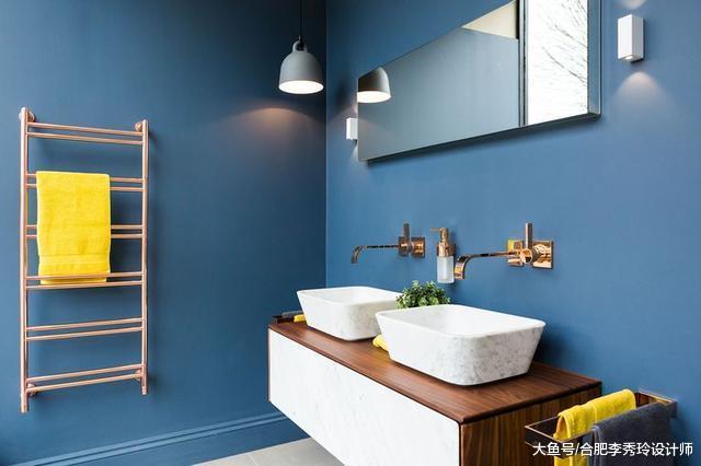 现在厨卫不流行贴瓷砖了, 只刷乳胶漆就让人眼前一亮, 效果好很多!