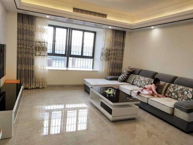 新家终于整理完毕, 定制全屋橱柜花10万, 全部下来40万倒吸一口气