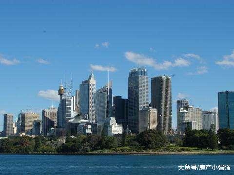 专家: 虚高的县城房价如今出现了下跌