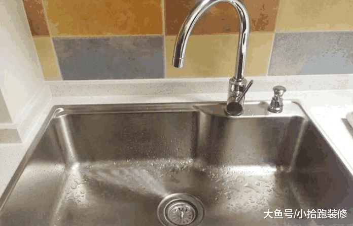 厨房怎么装修才实用? 听了过来人的话后, 发现我全做对了