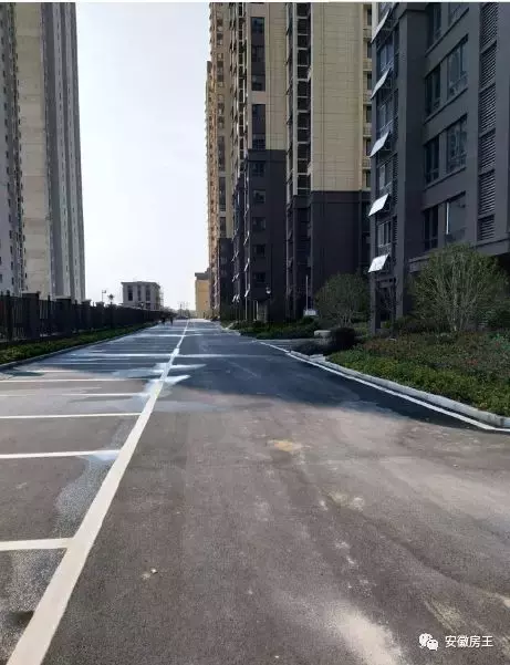 肥西某盘墙体开裂、鼓包! 楼梯腐烂! 业主怒控10大“罪状”触目惊心