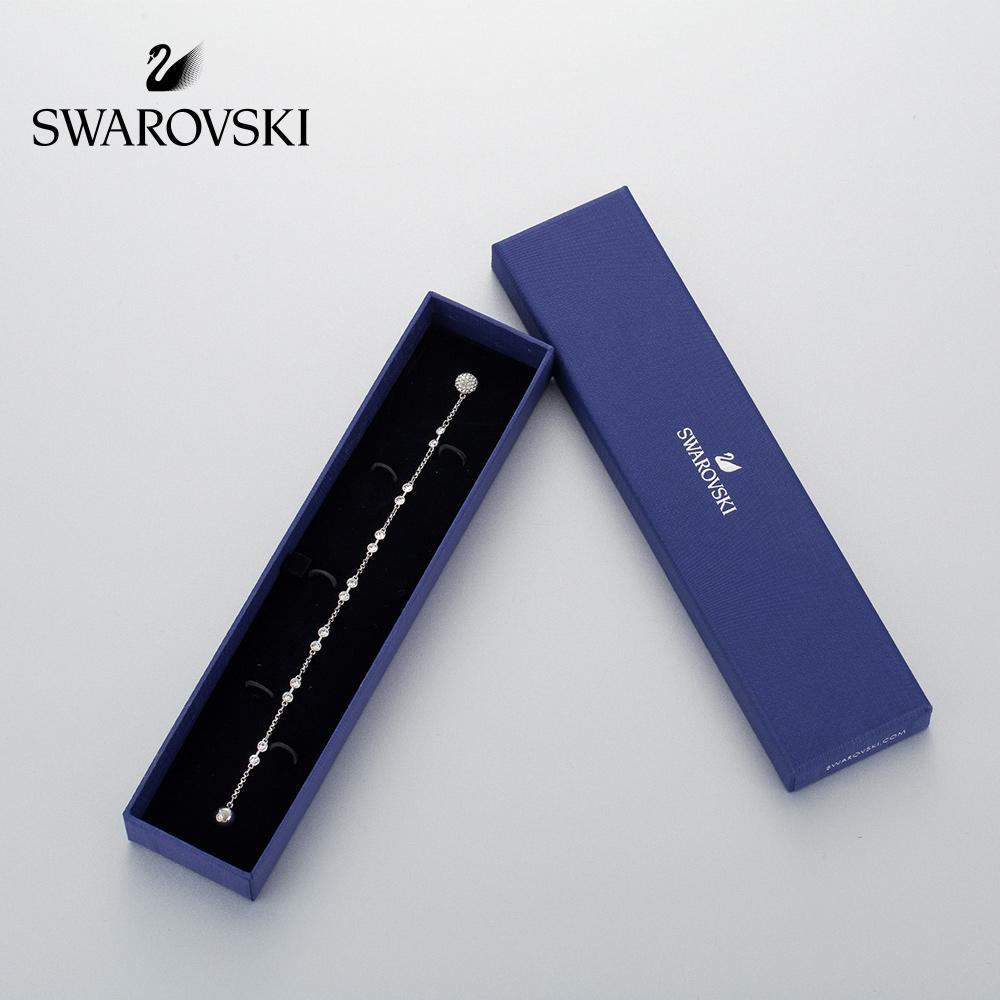 戴银饰手链还有这讲究、学学下图怎么戴