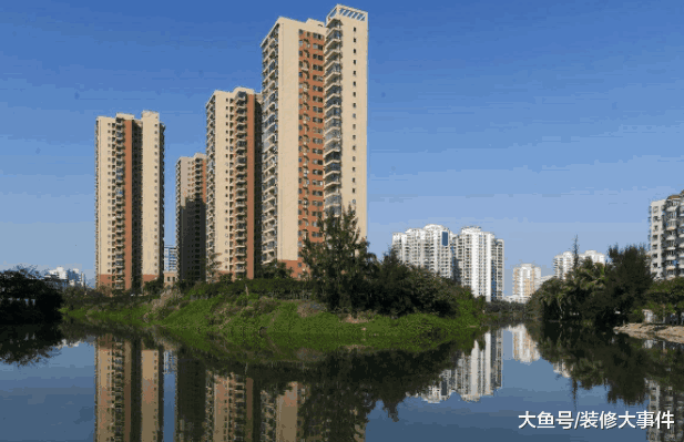 一梯两户买东边还是西边好? 幸亏售楼小姐说漏嘴, 要不我家早买错