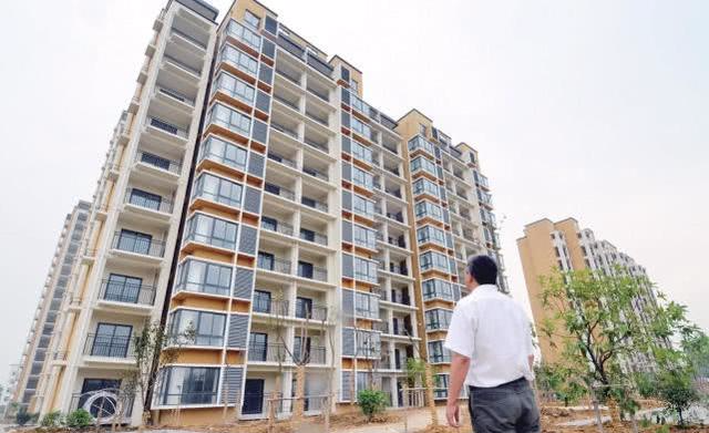 6500万套空置住房, 为何中国人还在拼命买房? 专家: 说了两字