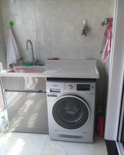 装修新房时在卧室做了两大排衣柜, 入住后才发现做错了