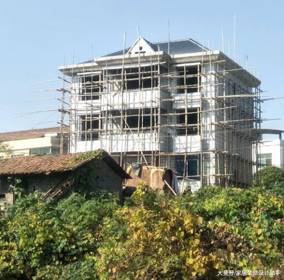半年辛酸建房史, 砸50万建三层别墅赡养父母, 邻居却说我便宜了老鼠