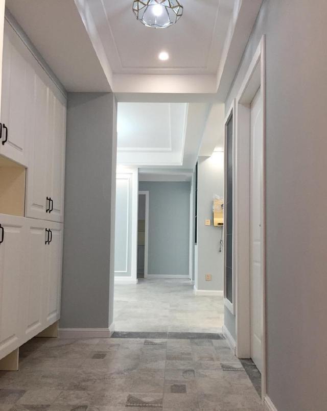 忙活两个多月的装修终于完工, 电视墙太漂亮了, 餐厅还做了卡座!