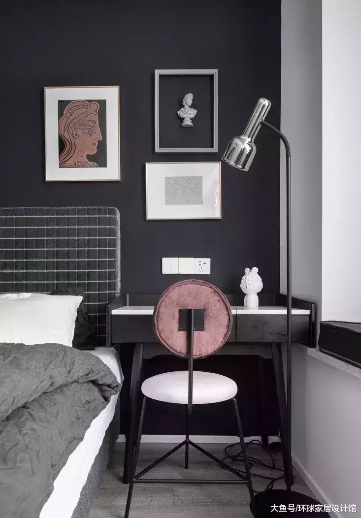 电视墙结合玄关打整墙集成柜, 这套黑白灰简约风装修很惊艳!