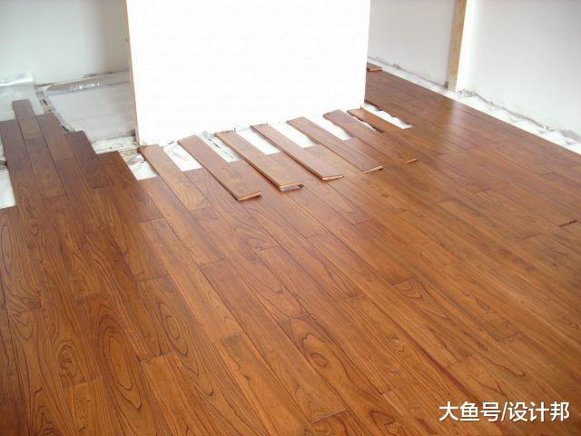 地砖旧了到底要不要重铺? 后悔我家撬了重铺差点赔光所有钱!