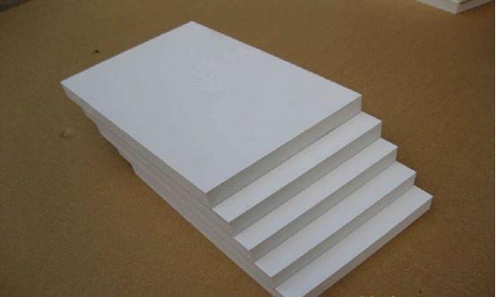 越来越多人吊顶不装石膏线了, 如今流行这样装, 至少能省一半钱