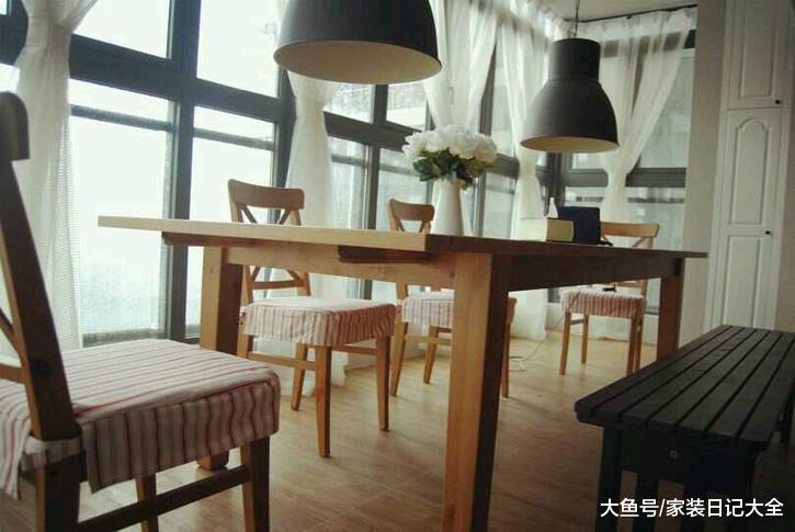 晒晒我自己设计的130平复式小家, 超大的落地窗是我的最爱!