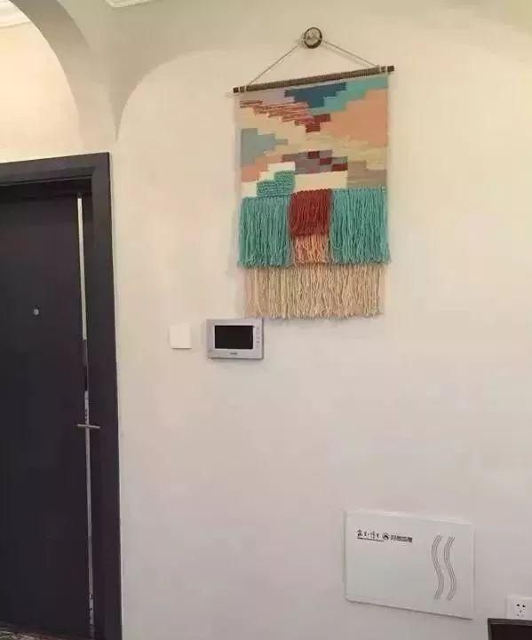 碍眼的电表箱丑哭? 咸阳江水平教你6种方法拯救你家的墙面