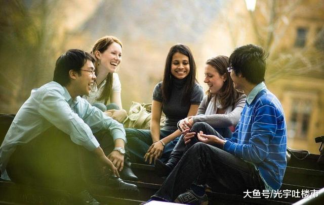 高房价多危险? 经济学家: 挤压消费实体经济, 干一辈子不如买套房