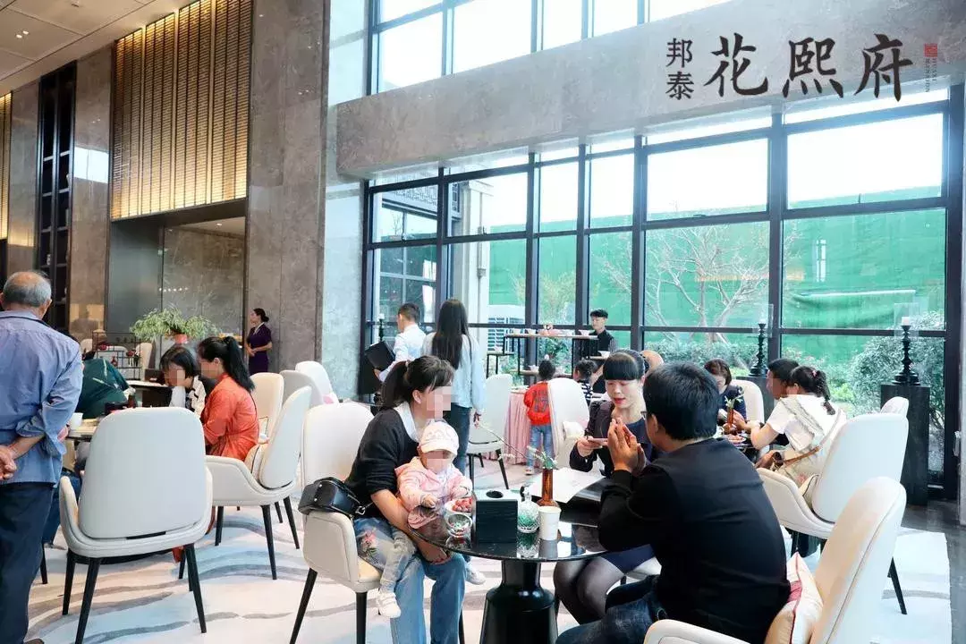 盛世亮相丨顶礼府系建筑美学, 揽府苑恢弘之气