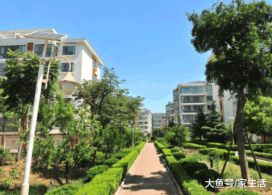 为什么越来越少人买房会选二手房? 听师傅说完, 我家差点买错了