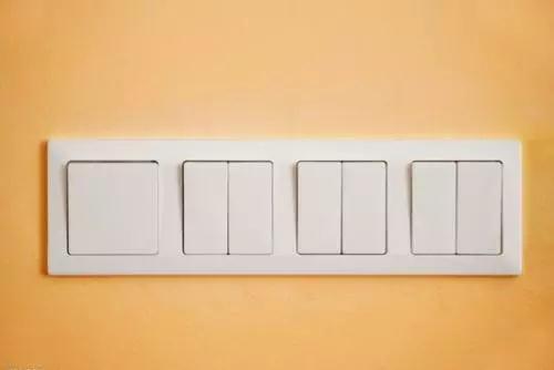 电工小哥偷偷提醒: 记住这12个开关插座布局, 房子住50年都没问题