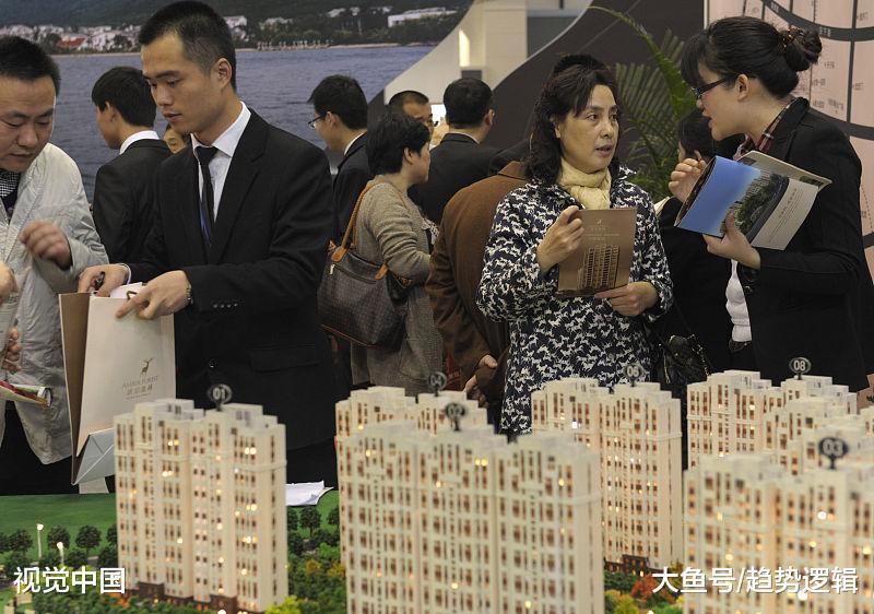 生于农村, 置业于县城, 工作在省城, 为何楼市如此“撕裂”?