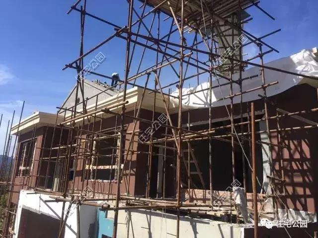 农村盖别墅, 北京小伙用挤塑板做外墙保温, 不用空调家里冬暖夏凉