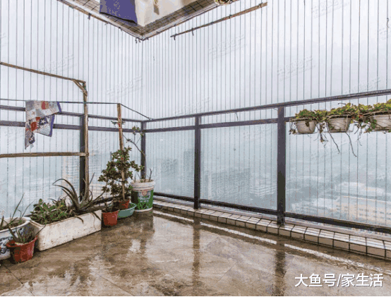 家里阳台切记不能乱改用途, 我家当初改成卧室, 没住半年就拆了