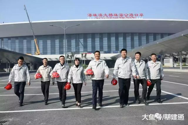 港珠澳大桥背后, 是这群人14年的青春!