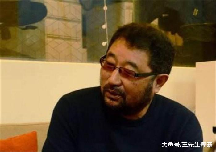 他曾对央视主持王小丫一见钟情, 娶妻后交流少离婚, 71岁至今单身