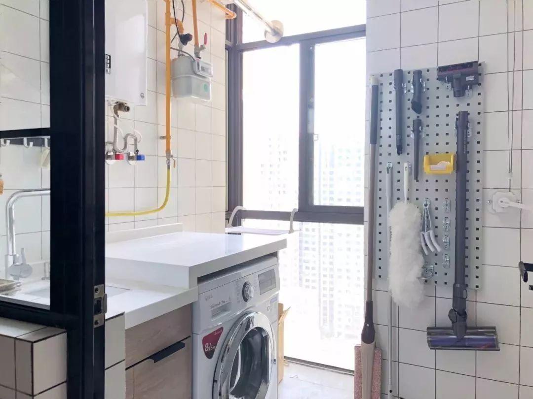 愁死了! 拖把扫把这些工具, 放哪里好呢?