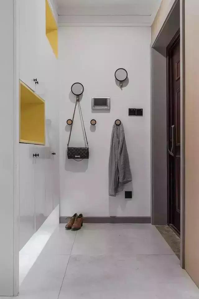 老婆装修的90㎡现代简约风, 客厅颜值在线嵌入式收纳柜设计的超棒