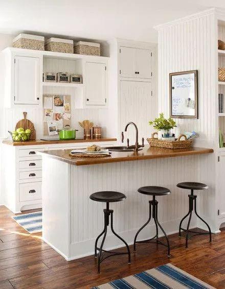 据说现在厨房都流行有一个吧台, 而且小厨房也一样可以有哦!